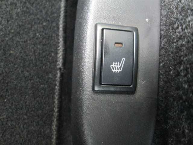 スズキ ソリオ バンディット HV MV Dカメラ ブレーキS 千葉県 2016(平28)年 5.2万km ピュアホワイトP ワンオーナー/社外8インチナビ、フルセグTV/バックカメラ/オーディオ【CD/DVD/SD/BT/MSV】/デュアルカメラブレーキサポート/両側パワースライドドア/HIDヘッドライト/純正15インチアルミホイール/ウィンカードアミラー/コーナーセンサー/運転席シートヒーター/ドライブレコーダー/ETC/アイドリングストップ/ステアリングスイッチ/スマートキー/H28/29/30/R1/3/5年整備記録