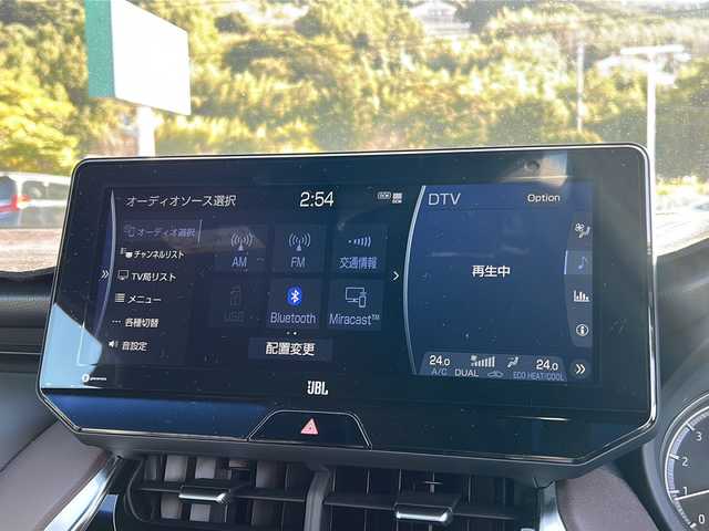 トヨタ ハリアー Z 佐賀県 2020(令2)年 5.3万km ホワイトパールクリスタルシャイン ・純正12.3インチナビ/（TV/Bluetooth/AM/FM/USB/Miracast/AUX/交通情報）/・全周囲カメラ/・ガラスルーフ/・JBL/・横滑り防止装置/・LEDヘッドライト/・オートマチックハイビーム/・レーンキープアシスト/・ヘッドアップディスプレイ/・デジタルインナーミラー/・オート電動格納ミラー/・ステアリングスイッチ/・デュアルオートエアコン