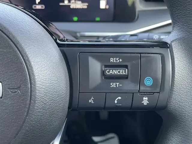 日産 ノート X 埼玉県 2021(令3)年 3万km ダークメタルグレー プロパイロット/純正10型ナビTV/アラウンドビューモニター/ビルトインETC2.0/デジタルインナーミラー/Fドラレコ/LEDヘッドライト/クリアランスソナー/BSM/エマージェンシーブレーキ/プッシュスタート/スマートキー/保証書付整備手帳/取扱説明書