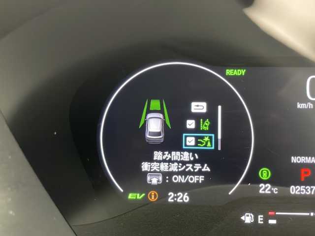 ホンダ ヴェゼル ハイブリッド e:HEV X 千葉県 2022(令4)年 2.6万km クリスタルブラックパール 社外ナビ（ＣＤ／ＢＴ／ＦＭ／ＡＭ／ＴＶ）/オートホールド/エマージェンシーブレーキ/レーンキープアシスト/クリアランスソナー/レーダークルーズコントロール/ステアリングスイッチ/パドルシフト/プッシュスタート/バックカメラ
