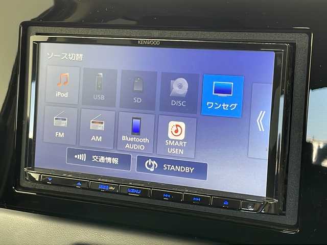 ホンダ ヴェゼル ハイブリッド e:HEV X 千葉県 2022(令4)年 2.6万km クリスタルブラックパール 社外ナビ（ＣＤ／ＢＴ／ＦＭ／ＡＭ／ＴＶ）/オートホールド/エマージェンシーブレーキ/レーンキープアシスト/クリアランスソナー/レーダークルーズコントロール/ステアリングスイッチ/パドルシフト/プッシュスタート/バックカメラ