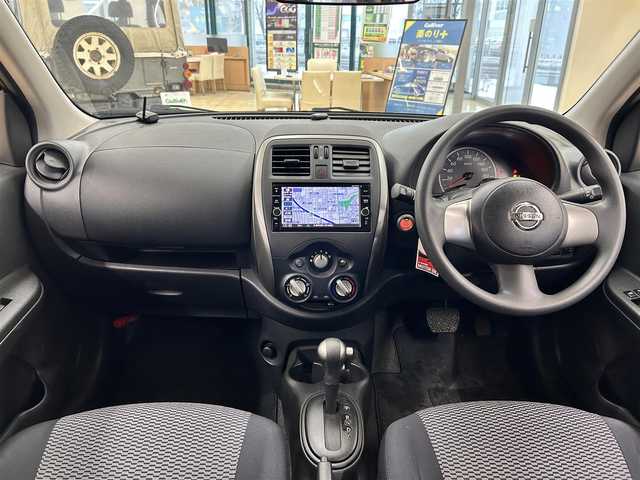 日産 マーチ 12X FOUR Vセレクション 道東・釧路十勝 2018(平30)年 3.5万km ピンク ・ワンオーナー/・純正ディーラーSDナビ/ (CD/DVD/AM/FM/BT/フルセグ）/・純正エンジンスターター/・パートタイム4WD/・横滑り防止/・バックカメラ/・2024年製BS冬タイヤ装着/・純正フロアマット/・純正ドアバイザー/・スマートキー/・スペアキー/・電格ミラー/・取扱説明書/・ナビ説明書/・保証書/・純正AW夏タイヤセット積み込み