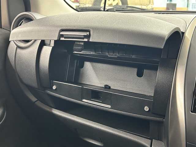 日産 マーチ 12X FOUR Vセレクション 道東・釧路十勝 2018(平30)年 3.5万km ピンク ・ワンオーナー/・純正ディーラーSDナビ/ (CD/DVD/AM/FM/BT/フルセグ）/・純正エンジンスターター/・パートタイム4WD/・横滑り防止/・バックカメラ/・2024年製BS冬タイヤ装着/・純正フロアマット/・純正ドアバイザー/・スマートキー/・スペアキー/・電格ミラー/・取扱説明書/・ナビ説明書/・保証書/・純正AW夏タイヤセット積み込み