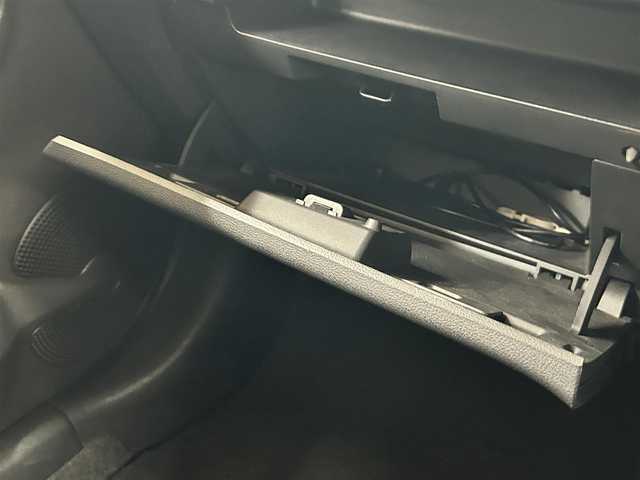 日産 マーチ 12X FOUR Vセレクション 道東・釧路十勝 2018(平30)年 3.5万km ピンク ・ワンオーナー/・純正ディーラーSDナビ/ (CD/DVD/AM/FM/BT/フルセグ）/・純正エンジンスターター/・パートタイム4WD/・横滑り防止/・バックカメラ/・2024年製BS冬タイヤ装着/・純正フロアマット/・純正ドアバイザー/・スマートキー/・スペアキー/・電格ミラー/・取扱説明書/・ナビ説明書/・保証書/・純正AW夏タイヤセット積み込み