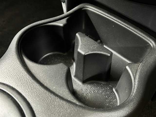 日産 マーチ 12X FOUR Vセレクション 道東・釧路十勝 2018(平30)年 3.5万km ピンク ・ワンオーナー/・純正ディーラーSDナビ/ (CD/DVD/AM/FM/BT/フルセグ）/・純正エンジンスターター/・パートタイム4WD/・横滑り防止/・バックカメラ/・2024年製BS冬タイヤ装着/・純正フロアマット/・純正ドアバイザー/・スマートキー/・スペアキー/・電格ミラー/・取扱説明書/・ナビ説明書/・保証書/・純正AW夏タイヤセット積み込み