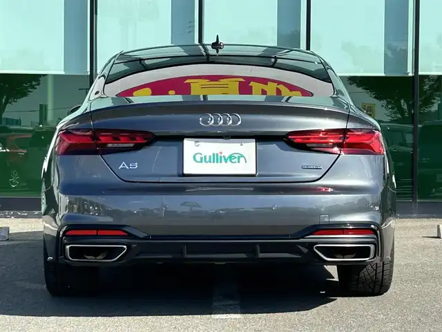 アウディ Ａ５ SB 45TFSIクワトロ Sライン 和歌山県 2021(令3)年 3.2万km ガンＭ 純正ナビ/全方位モニター/フルセグTV/衝突軽減ブレーキ/アダプティブクルーズコントロール/サイドアシスト（BSM)/純正前後ドライブレコーダー/純正ビルトインETC2.0/スペアキー/純正アルミホイール/純正フロアマット/パワーシート/パワーバックドア/LEDヘッドライト