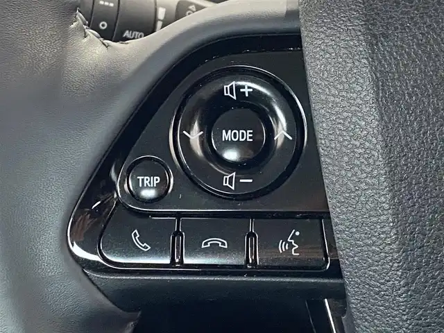 トヨタ プリウス A ツーリングセレクション 岐阜県 2021(令3)年 1.6万km エモーショナルレッドⅡ モデリスタエアロ/ガナドール製マフラー/ウエッズスポーツホイール　純正ホイール有/純正SDナビ/-BT/CD/フルセグTV/ブラインドスポットモニター/ヘッドアップディスプレイ/レーダー探知機/ステアリングヒーター/前席シートヒーター/ドライブレコーダー/追従式クルーズコントロール/オートマチックハイビーム/ステアリングスイッチ/LEDヘッドライト/レザーシート/バックカメラ/パーキングアシスト/ETC2.0/取扱説明書/保証書/スペアキー