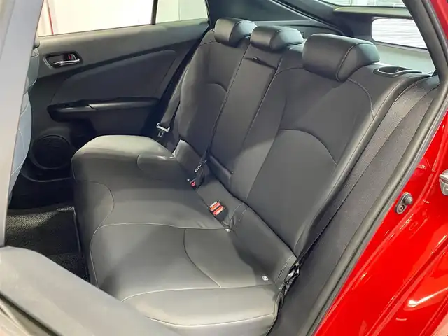 トヨタ プリウス A ツーリングセレクション 岐阜県 2021(令3)年 1.6万km エモーショナルレッドⅡ モデリスタエアロ/ガナドール製マフラー/ウエッズスポーツホイール　純正ホイール有/純正SDナビ/-BT/CD/フルセグTV/ブラインドスポットモニター/ヘッドアップディスプレイ/レーダー探知機/ステアリングヒーター/前席シートヒーター/ドライブレコーダー/追従式クルーズコントロール/オートマチックハイビーム/ステアリングスイッチ/LEDヘッドライト/レザーシート/バックカメラ/パーキングアシスト/ETC2.0/取扱説明書/保証書/スペアキー