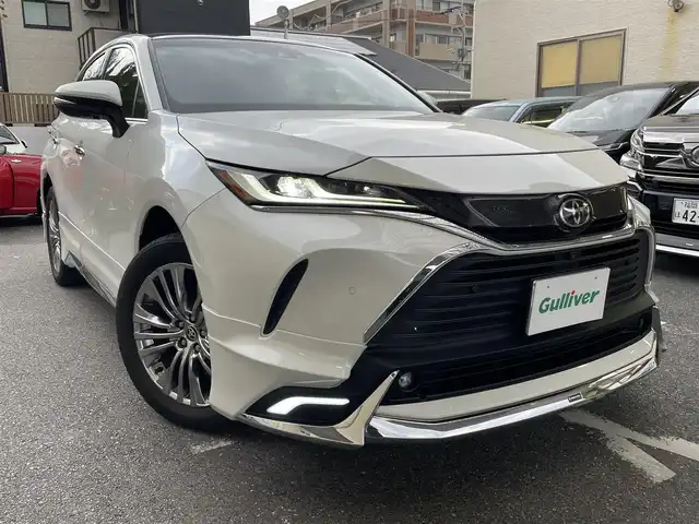 トヨタ ハリアー Z 福岡県 2020(令2)年 2.7万km ホワイトパールクリスタルシャイン 純正ナビ/Bluetooth/TV（フルセグ）/AM/FM/USB/AUX/JBLスピーカー/ハンズフリー/電動格納ミラー/オートライト/オートハイビーム/横滑り防止/プリクラッシュ/クリアランスソナー/ブラインドスポット/ブレーキホールド/リヤクロストラフィックアラート/ETC(2.0)/プッシュスタート/レーン逸脱センサー/電動リヤゲート/パノラマサンルーフ