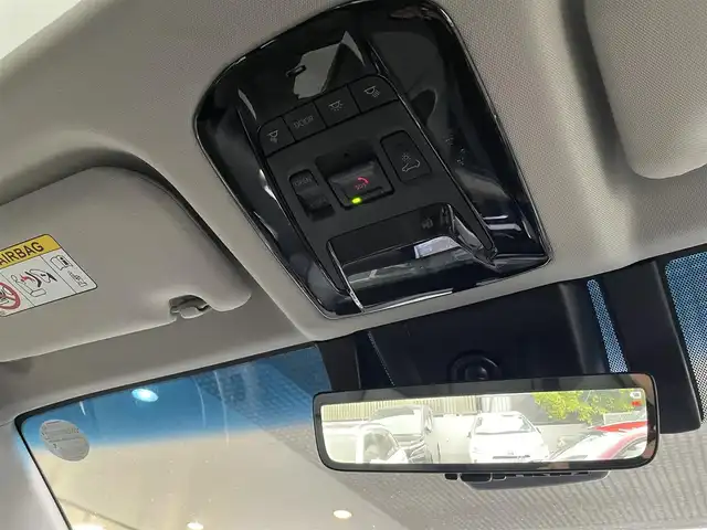 トヨタ ハリアー Z 福岡県 2020(令2)年 2.7万km ホワイトパールクリスタルシャイン 純正ナビ/Bluetooth/TV（フルセグ）/AM/FM/USB/AUX/JBLスピーカー/ハンズフリー/電動格納ミラー/オートライト/オートハイビーム/横滑り防止/プリクラッシュ/クリアランスソナー/ブラインドスポット/ブレーキホールド/リヤクロストラフィックアラート/ETC(2.0)/プッシュスタート/レーン逸脱センサー/電動リヤゲート/パノラマサンルーフ