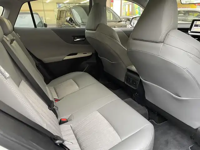 トヨタ ハリアー Z 福岡県 2020(令2)年 2.7万km ホワイトパールクリスタルシャイン 純正ナビ/Bluetooth/TV（フルセグ）/AM/FM/USB/AUX/JBLスピーカー/ハンズフリー/電動格納ミラー/オートライト/オートハイビーム/横滑り防止/プリクラッシュ/クリアランスソナー/ブラインドスポット/ブレーキホールド/リヤクロストラフィックアラート/ETC(2.0)/プッシュスタート/レーン逸脱センサー/電動リヤゲート/パノラマサンルーフ