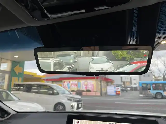 トヨタ ハリアー Z 福岡県 2020(令2)年 2.7万km ホワイトパールクリスタルシャイン 純正ナビ/Bluetooth/TV（フルセグ）/AM/FM/USB/AUX/JBLスピーカー/ハンズフリー/電動格納ミラー/オートライト/オートハイビーム/横滑り防止/プリクラッシュ/クリアランスソナー/ブラインドスポット/ブレーキホールド/リヤクロストラフィックアラート/ETC(2.0)/プッシュスタート/レーン逸脱センサー/電動リヤゲート/パノラマサンルーフ