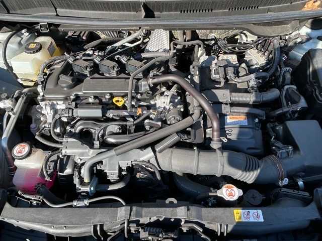 トヨタ ヤリス ハイブリッド Z 千葉県 2020(令2)年 2.8万km ホワイトパールクリスタルシャイン Bluetooth/クルーズコントロール/ディスプレイオーディオ/ETC/前席シートヒーター/後ドラレコ/バックカメラ/プッシュスタート/モデリスタエアロ/モデリスタホイール/USB入力端子/LEDヘッドライト/純正フロアマット/横滑り防止装置/盗難防止装置/衝突被害軽減システム/オートライト/オートマチックハイビーム/スマートキー/スペアキー×１