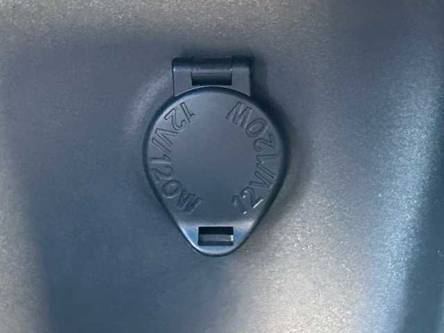 トヨタ ヤリス ハイブリッド Z 千葉県 2020(令2)年 2.8万km ホワイトパールクリスタルシャイン Bluetooth/クルーズコントロール/ディスプレイオーディオ/ETC/前席シートヒーター/後ドラレコ/バックカメラ/プッシュスタート/モデリスタエアロ/モデリスタホイール/USB入力端子/LEDヘッドライト/純正フロアマット/横滑り防止装置/盗難防止装置/衝突被害軽減システム/オートライト/オートマチックハイビーム/スマートキー/スペアキー×１