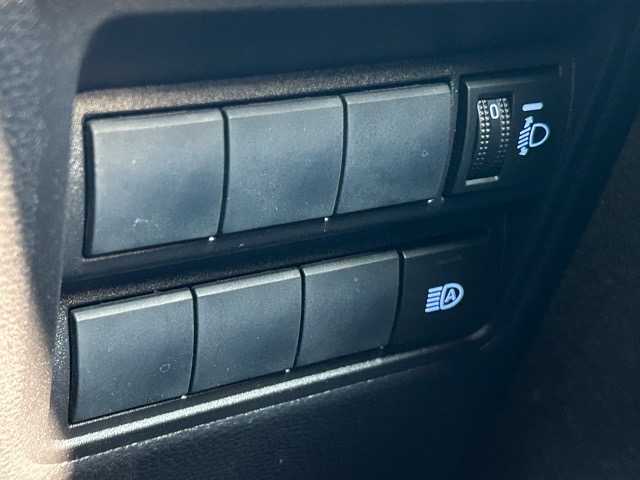 トヨタ ヤリス ハイブリッド Z 千葉県 2020(令2)年 2.8万km ホワイトパールクリスタルシャイン Bluetooth/クルーズコントロール/ディスプレイオーディオ/ETC/前席シートヒーター/後ドラレコ/バックカメラ/プッシュスタート/モデリスタエアロ/モデリスタホイール/USB入力端子/LEDヘッドライト/純正フロアマット/横滑り防止装置/盗難防止装置/衝突被害軽減システム/オートライト/オートマチックハイビーム/スマートキー/スペアキー×１