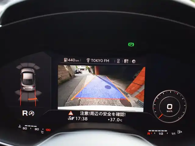 車両画像12