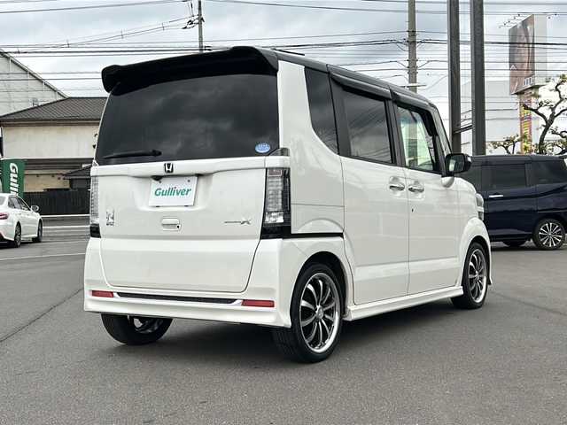 ホンダ Ｎ ＢＯＸ 2トーン モデューロXGターボPKG 岡山県 2016(平28)年 6.3万km プレミアムホワイトパールⅡ 両側パワースライドドア　/横滑り防止装置　/AAC　/ETC　/バックカメラ　/パワーウィンドウ　/パワーステアリング　/アイドリングストップ　/ベンチシート　/チップアップシート　/純正フロアマット　/純正AW