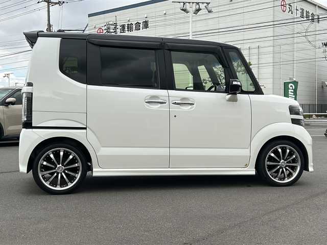 ホンダ Ｎ ＢＯＸ 2トーン モデューロXGターボPKG 岡山県 2016(平28)年 6.3万km プレミアムホワイトパールⅡ 両側パワースライドドア　/横滑り防止装置　/AAC　/ETC　/バックカメラ　/パワーウィンドウ　/パワーステアリング　/アイドリングストップ　/ベンチシート　/チップアップシート　/純正フロアマット　/純正AW