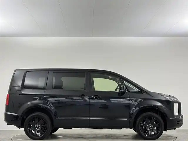 三菱 デリカＤ：５ シャモニー 埼玉県 2025(令7)年 0.1万km未満 黒Ⅱ 登録済未使用車　１１型ナビ　フルセグ　ＢＴ　ＤＶＤ　ＨＤＭＩ　レーダークルーズコントロール　オートホールド　前席シートヒーター　パワーシート　ハンドルヒーター　全方位カメラ　パワーバックドア　ＢＳＭ