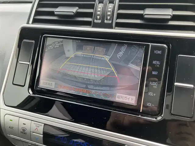 トヨタ ランドクルーザー プラド TX Lパッケージ 三重県 2019(令1)年 4.2万km ブラック ♪ワンオーナー/♪走行41140km/♪車検 令和8年6月26日迄/♪4WD/プリクラッシュセーフティ/レーンディパーチャーアラート/レーダークルーズコントロール/オートマチックハイビーム/クリアランスソナー/黒革シート/前席パワーシート/前席シートヒーター/エアシート/スマートキー×2/プッシュスタート/純正メモリナビ/・USB/HDMI/・フルセグ/SD録音/・DVD再生/・Bluetoothオーディオ/・バックカメラ/2nd START/純正17インチAW/LEDヘッドライト/LEDフォグライト/オートライト/ウィンカーミラー/オートリトラクタブルミラー/ルーフレール/サイドステップ/革巻ステアリング/ステアリングスイッチ/プライバシーガラス/フロアマット/ドアバイザー/ETC/サイド/カーテン/ニーエアバック