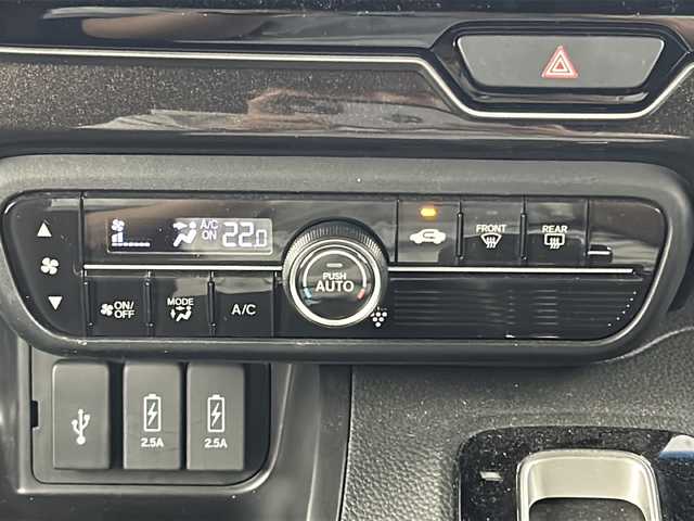ホンダ Ｎ ＢＯＸ カスタム G L ホンダセンシング 愛知県 2019(平31)年 8.4万km プレミアムグラマラスブロンズP 禁煙車/純正7インチナビ/（CD/DVD/Bluetooth/フルセグTV/AM/FM)/バックカメラ/ホンダセンシング/・衝突軽減ブレーキ/・レーンキープアシスト/・追従式クルーズコントロール/・オートマチックハイビーム/・誤発進抑制機能/・標識認識機能/片側パワースライドドア/サイド＆カーテンエアバッグ/LEDヘッドライト/純正14インチアルミホイール/純正フロアマット/スマートキー