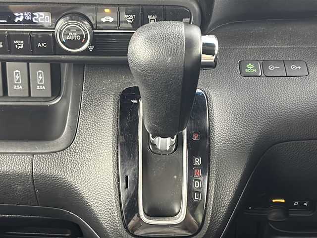ホンダ Ｎ ＢＯＸ カスタム G L ホンダセンシング 愛知県 2019(平31)年 8.4万km プレミアムグラマラスブロンズP 禁煙車/純正7インチナビ/（CD/DVD/Bluetooth/フルセグTV/AM/FM)/バックカメラ/ホンダセンシング/・衝突軽減ブレーキ/・レーンキープアシスト/・追従式クルーズコントロール/・オートマチックハイビーム/・誤発進抑制機能/・標識認識機能/片側パワースライドドア/サイド＆カーテンエアバッグ/LEDヘッドライト/純正14インチアルミホイール/純正フロアマット/スマートキー