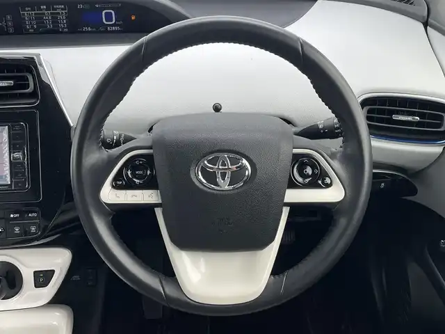 トヨタ プリウス S ツーリングセレクション 滋賀県 2016(平28)年 8.3万km エモーショナルレッド 社外SDナビ/・フルセグTV/・CD DVD /・Bluetooth/バックカメラ/スマートキー/プッシュスタート/レザーシート/シートヒーター/ステアリングリモコン/革巻きステアリング/電格ミラー/ウインカーミラー/ドアバイザー/純正フロアマット/フォグライト/LEDヘッドライト