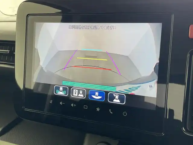 スズキ スペーシア ギア HYBRID XZターボ 宮城県 2024(令6)年 0.8万km モスグレーメタリック 9インチ純正ナビ/フルセグTV/FM/AM/BT/バックカメラ/全方位カメラ/ヘッドアップディスプレイ/クルーズコントロール/ビルトインETC/シートヒーター/ステアリングヒーター/両側パワースライドドア/電動パーキングブレーキ/ブレーキホールド/パドルシフト/オットマン/フォグランプ/ルーフレール/横滑り防止装置/コーナーセンサー/レーンキープアシスト/オートマチックハイビーム/ターボ