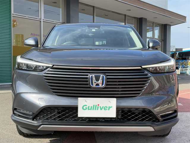 ホンダ ヴェゼル ハイブリッド e:HEV X 香川県 2023(令5)年 2.2万km メテオロイドグレーメタリック ワンオーナー/純正SDナビ/【ワンセグ/CD/DVD/Bluetooth】/バックカメラ/追従型クルーズコントロール/前席シートヒーター/横滑り防止装置/レーンキープアシスト/ダウンヒルアシストコントロール/前後コーナーセンサー/LEDヘッドライト/センターデフロック/純正16インチアルミ/純正ビルトインETC