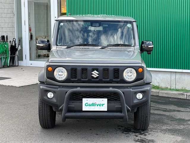 スズキ ジムニー シエラ JC 宮城県 2021(令3)年 2.8万km ミディアムグレー 4WD/純正8型ナビ/【CD・DVD・SD・BT・フルセグTV】/バックカメラ/クルーズコントロール/シートヒーター/社外レーダー/社外ドライブレコーダー/ステアリングスイッチ/社外バンパーガード/背面タイヤ/レーンキープアラート/オートライト/LEDヘッドライト/LEDフォグライト/横滑り防止装置/ウィンカーミラー/スマートキー/ETC