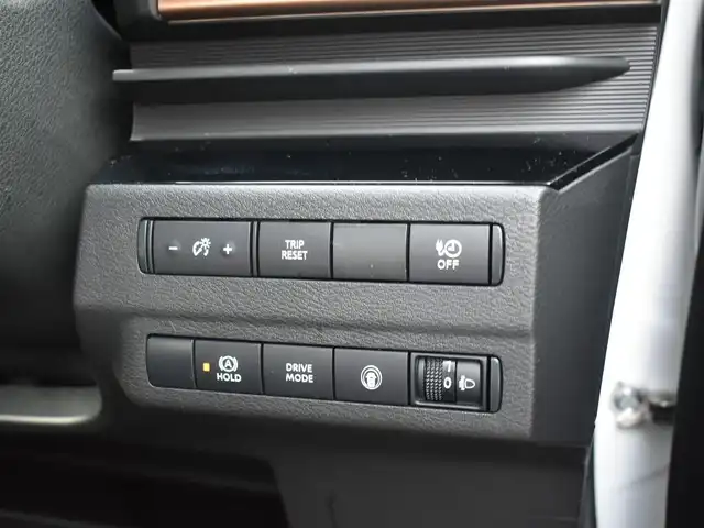 日産 サクラ X 神奈川県 2023(令5)年 0.7万km ホワイトパール ディスプレイオーディオ/：Bluetoothオーディオ/ビルトインETC/360度セーフティアシスト/：e-pedal/純正１４インチアルミホイール/純正フロアマット/クリアランスソナー