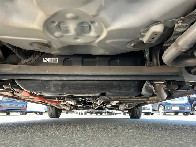 トヨタ アクア G 静岡県 2014(平26)年 3.5万km シトラスオレンジマイカメタリック 社外ＳＤナビ（Ｂｌｕｅｔｏｏｔｈ、ＣＤ、ＤＶＤ、フルセグＴＶ）/バックカメラ/ＥＴＣ/横滑り防止装置/純正フロアマット/オートライト/スマートキー/ドアバイザー/前後コーナーセンサー/ダブルエアバック/横滑り防止装置/プッシュスタート/オートエアコン/キセノンヘッドライト