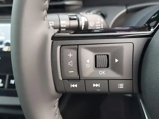 日産 セレナ e－パワー ハイウェイスター V 東京都 2025(令7)年 0.1千km プリズムホワイト 登録済未使用車/純正ナビ/アラウンドビューモニター/インテリジェントルームミラー/プロパイロット/ビルトインETC2.0/両側パワースライドドア/衝突軽減ブレーキ/レーンキープアシスト/ブラインドスポットモニター/レーダークルーズコントロール/コーナーセンサー/オートマチックハイビーム/LEDヘッドライト/スマートキー