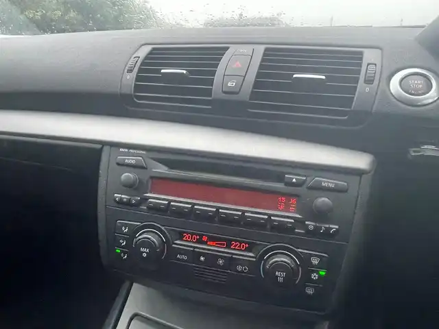 ＢＭＷ １１６ｉ 埼玉県 2005(平17)年 6万km シルバー