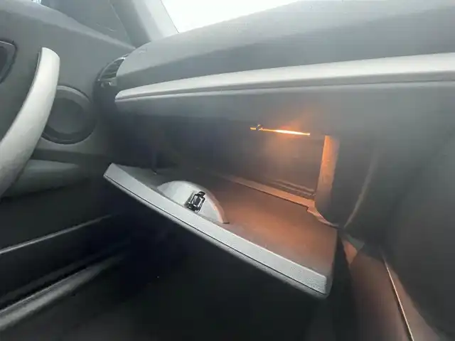 ＢＭＷ １１６ｉ 埼玉県 2005(平17)年 6万km シルバー