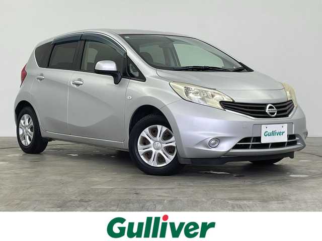 日産 ノート X DIG－S 群馬県 2014(平26)年 7.5万km ブリリアントシルバー スーパーチャージャー　純正７インチナビ　バックカメラ　ヘッドライトレベライザー　オートエアコン　純正フロアマット　電動格納ミラー　プッシュスタート　スマートキー　ＥＴＣ　横滑り鵜防止装置　禁煙車