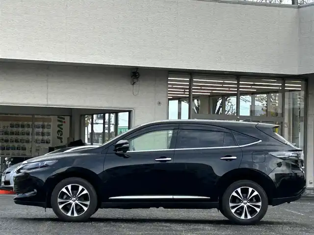 トヨタ ハリアー プレミアム スタイルモーヴ 宮城県 2016(平28)年 4万km ブラック /ワンオーナー//ALPINE9インチメモリナビ//CD/DVD/SD/USB/BT/フルセグテレビ//バックカメラ//ハーフレザーシート//前席パワーシート/シートヒーター//D席シートポジションメモリー//クルーズコントロール//パワーバックドア//レーンディパーチャーアラート//ビルトインETC//スマートキーx2//LEDヘッドライト