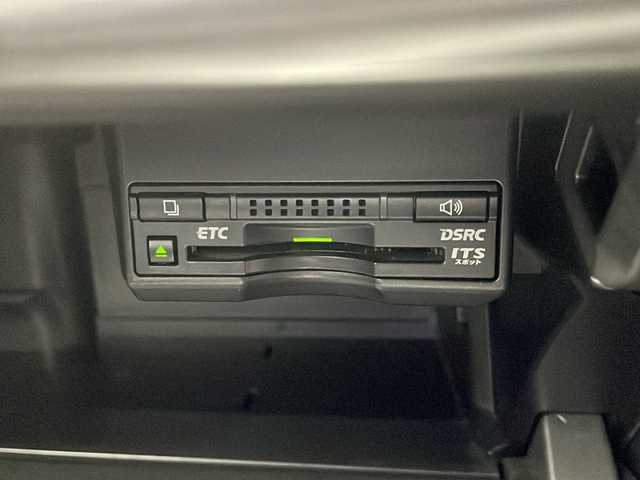 レクサス ＣＴ 200h バージョンL 栃木県 2014(平26)年 3.3万km マーキュリーグレーマイカ 純正SDナビ/（CD/DVD/フルセグTV/Bluetooth）/バックカメラ/クルーズコントロール/パドルシフト/純正アルミホイール/レザーシート/パワーシート/シートヒーターD/N/純正フロアマット/ドライブレコーダー/ETC/LEDヘッドライト/プッシュスタート/スマートキー/スペアキー1本/カードキー1枚