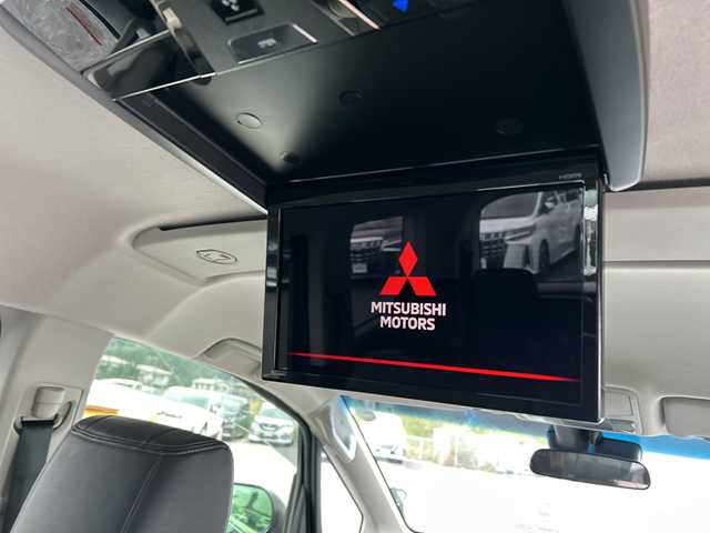 三菱 デリカＤ：５ ジャスパー 千葉県 2021(令3)年 1.7万km エメラルドブラックパール/アイガーグレーメタリック アルパインナビX9NX バックカメラ アルパインフリップダウンモニター 両側電動スライドドア　レーダークルコン パドルシフト レーンアシスト 衝突被害軽減 LEDライト オートライト 18インチAW