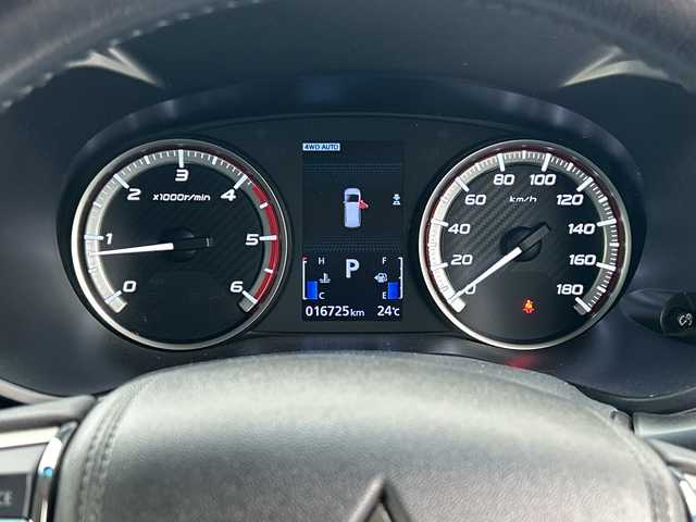 三菱 デリカＤ：５ ジャスパー 千葉県 2021(令3)年 1.7万km エメラルドブラックパール/アイガーグレーメタリック アルパインナビX9NX バックカメラ アルパインフリップダウンモニター 両側電動スライドドア　レーダークルコン パドルシフト レーンアシスト 衝突被害軽減 LEDライト オートライト 18インチAW