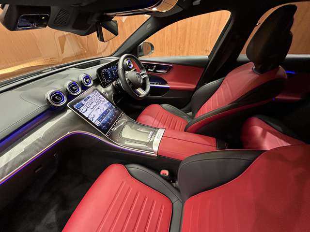 メルセデス・ベンツ Ｍ・ベンツ Ｃ２２０ｄ アバンギャルド　AMGライン 千葉県 2022(令4)年 1.6万km オブシディアンブラック レザーＥＸＣ　/ベーシックＰＫＧ　/リアアクスルステアリング　/純正ナビ　/３６０°カメラ　/シートヒーター　/パワーシート　/ＬＥＤヘッドライト/ハイビームアシスト　/ＨＵＤ　/電動リアゲート　/アンビエントライト
