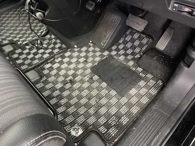 ホンダ フリード G ホンダセンシング 群馬県 2018(平30)年 7.2万km プレミアムスパークルブラックパール 社外７型ナビ　フルセグＴＶ　衝突被害軽減システム　両側電動スライドドア　ハーフレザーシート　ステアリングスイッチ　クルーズコントロール　横滑り防止機能　ＬＥＤライト　ビルトインＥＴＣ　スマートキー