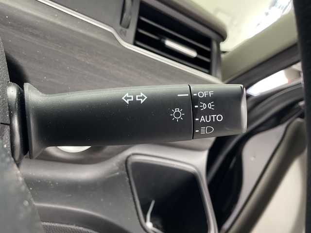 ホンダ フリード G ホンダセンシング 群馬県 2018(平30)年 7.2万km プレミアムスパークルブラックパール 社外７型ナビ　フルセグＴＶ　衝突被害軽減システム　両側電動スライドドア　ハーフレザーシート　ステアリングスイッチ　クルーズコントロール　横滑り防止機能　ＬＥＤライト　ビルトインＥＴＣ　スマートキー