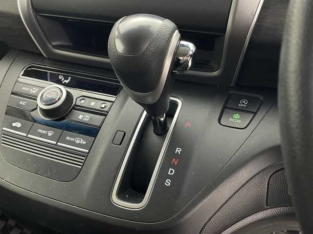 ホンダ フリード G ホンダセンシング 群馬県 2018(平30)年 7.2万km プレミアムスパークルブラックパール 社外７型ナビ　フルセグＴＶ　衝突被害軽減システム　両側電動スライドドア　ハーフレザーシート　ステアリングスイッチ　クルーズコントロール　横滑り防止機能　ＬＥＤライト　ビルトインＥＴＣ　スマートキー