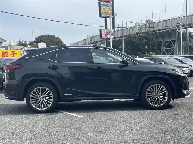 レクサス ＲＸ 450h バージョンL 千葉県 2020(令2)年 11.2万km グラファイトブラックガラスフレーク 純正ナビ(CD/DVD/BT/AUX/USB/TV/miracast)/パノラミックビューモニター/パワーシート/シートヒーター/シートベンチレーション(D/N)/ハンドルヒーター/革シート/パワーバックドア/HUD/LTA/BSM/PKSA/PKSB/RSA/パドルシフト/ビルトインETC(2.0)/純正フロアマット/AC100Vコンセント/クリアランスソナー/前方ドライブレコーダー/レーダークルーズコントロール