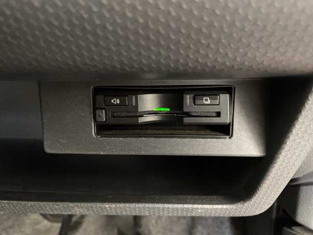 マツダ フレア クロスオーバー XS 長野県 2014(平26)年 6.7万km フェニックスレッドパール/ブラック 社外メモリナビ（型番：CA9K3）/（CD＆DVD＆SD＆USB）/バックカメラ/衝突被害軽減システム/盗難防止装置/ALPINE製フリップダウンモニター/LEDヘッドライト/フォグランプ/オートライト/シートヒーター（前席）/純正ドアバイザー/15インチ純正アルミホイール/純正フロアマット/オートエアコン/アイドリングストップ/スマートキー