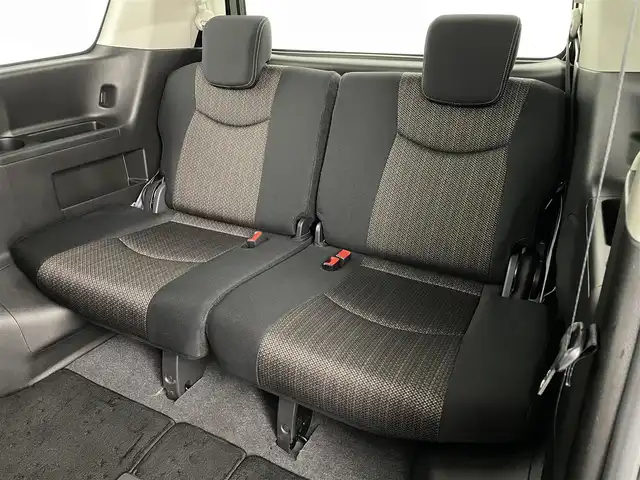 日産 セレナ ハイウェイスター Vエアロ+Safty 福島県 2016(平28)年 6.3万km ダイヤモンドブラック ４WD/エマージェンシーブレーキ/・ディスプレイ付自動防眩式ルームミラー/(ミラーにバックカメラ・アラウンドビューモニター)/・踏み間違い衝突防止アシスト/・フロント& バックソナー/・ふらつき警報/・衝突軽減ブレーキ/・レーンキープアシスト/社外ナビゲーション/・型式：CN-R330WD/・【Bluetooth/TV/AM・FM/CD/DVD】/・ETC/・前後ドライブレコーダー/純正フロアマット/ドアバイザー/LEDライト/・フォグライト/・オートライト/電動格納ウィンカーミラー/プッシュスタート/・スマートキー