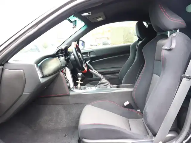 トヨタ ８６ GT 神奈川県 2013(平25)年 5.8万km 黒 ６速マニュアル/社外ボンネット/車高調/ETC/純正ナビ/フルセグTV/社外セキュリティ