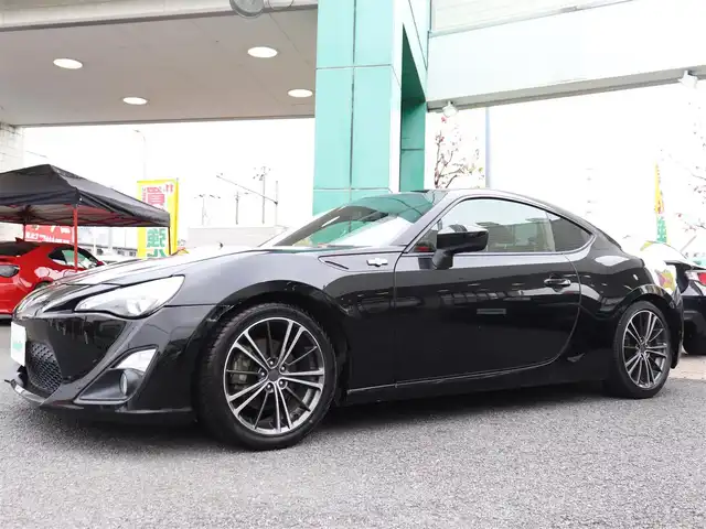 トヨタ ８６ GT 神奈川県 2013(平25)年 5.8万km 黒 ６速マニュアル/社外ボンネット/車高調/ETC/純正ナビ/フルセグTV/社外セキュリティ