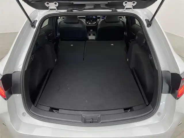 トヨタ カローラツーリング ハイブリッド ダブルバイビー 埼玉県 2024(令6)年 1.3万km ラグジュアリーホワイトパールクリスタルシャインガラスフレーク モデリスタエアロ/純正10.5インチナビ/ 地デジＴＶ Bluetooth CarPlay/バックカメラ/プリクラッシュセーフティー/レーダークルーズコントロール/レーンディパーチャーアラート/ブラインドスポットモニター/クリアランスソナー/シートヒーター/ステアリングヒーター/ドライブレコーダー/LEDオートライト/オートハイビーム/ETC2.0